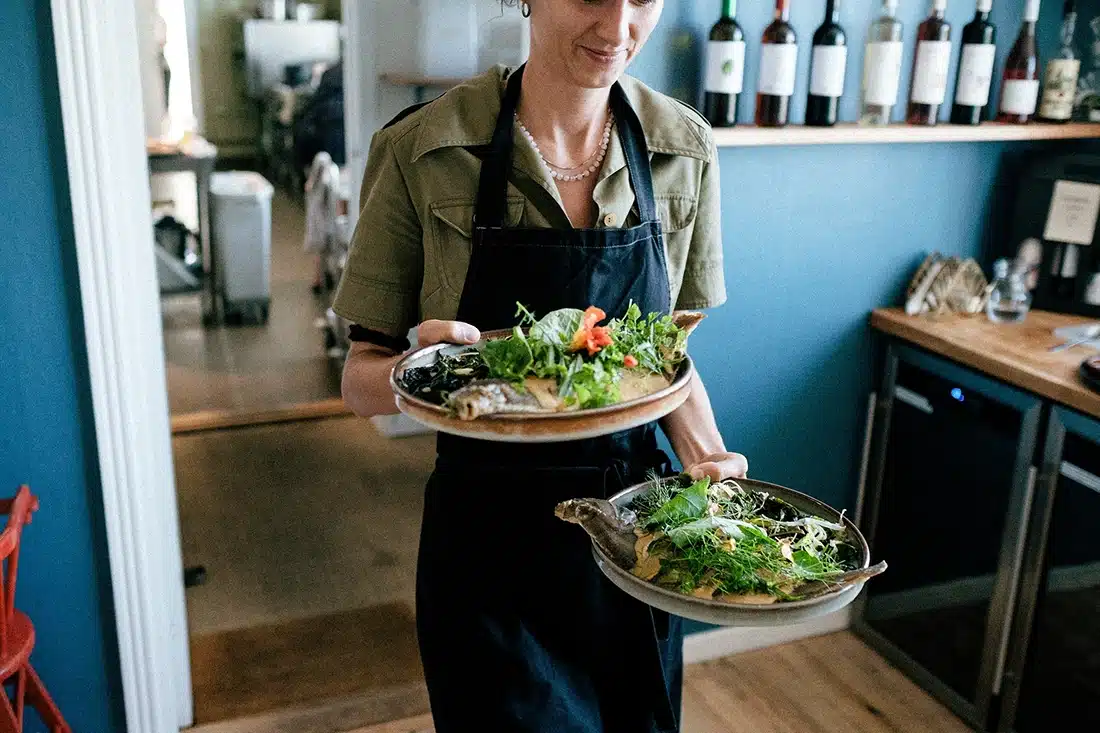 Sæsonbaserede retter i restauranten på Langebjerg, Allinge